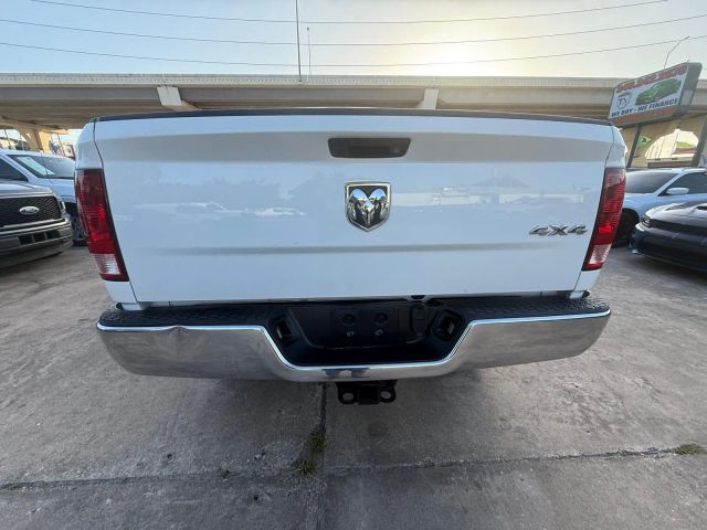 2018 Ram 2500 Crew Cab - Image 9