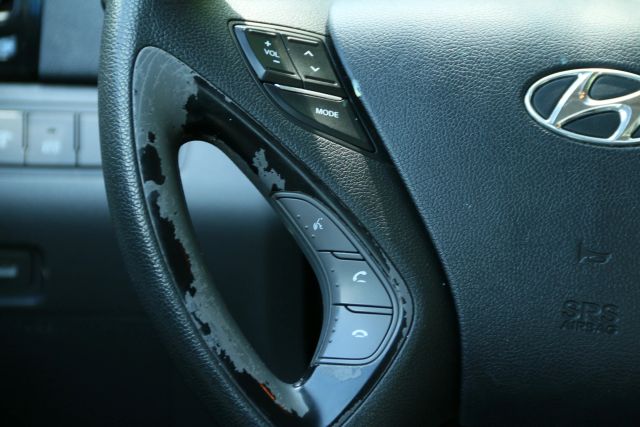 2013 Hyundai Sonata - Image 39
