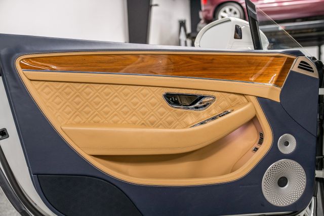2022 Bentley Continental Gt Gt V8 Convertible 2d - - Image 38