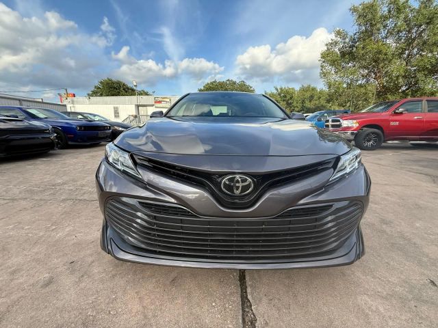 2018 Toyota Camry - Image 6