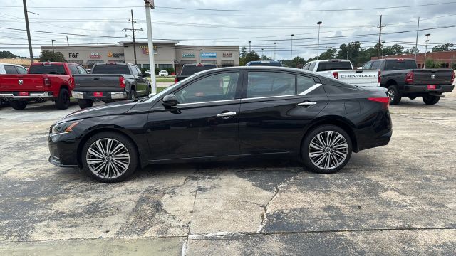 2023 Nissan Altima - Image 33