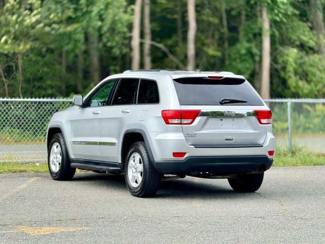 2012 Jeep Grand Cherokee Laredo Sport Utility 4d - Image 7