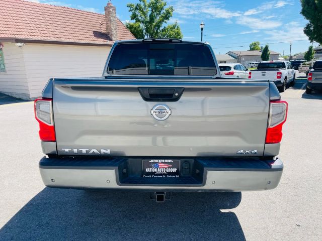 2021 Nissan Titan Crew Cab - Image 8