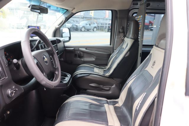 2008 Chevrolet Express 1500 Cargo - Image 4