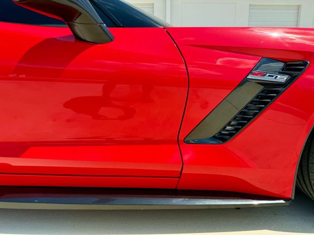 2019 Chevrolet Corvette - Image 10