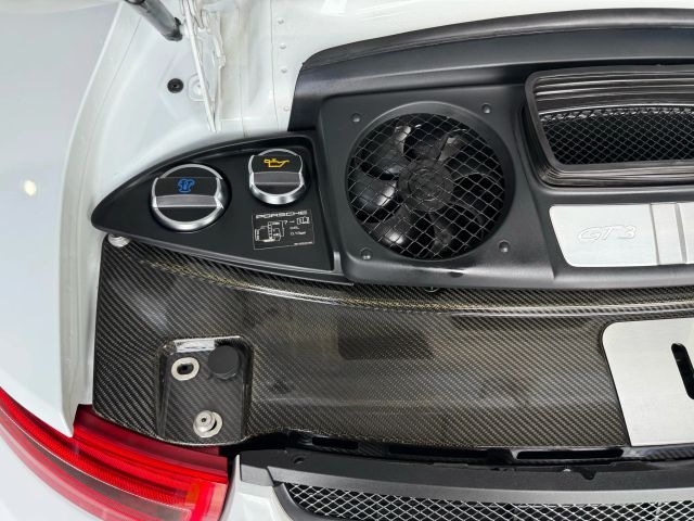 2015 Porsche 911 - Image 69