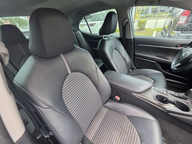 2022 Toyota Camry - Image 15