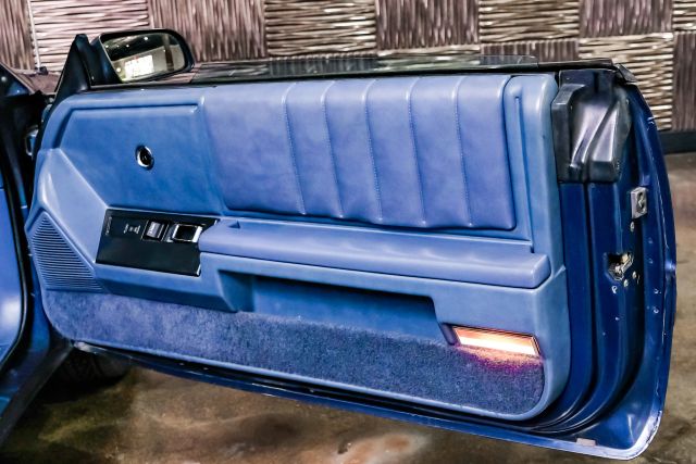 1987 Chrysler Lebaron Base 2d Convertible - Image 32