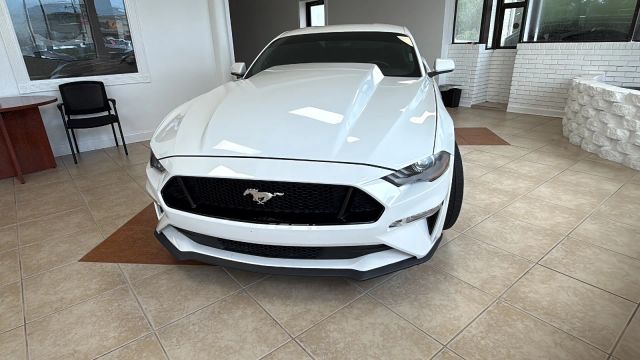 2019 Ford Mustang - Image 17