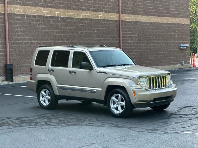 2011 Jeep Liberty Limited Edition Sport Utility 4d - Image 8