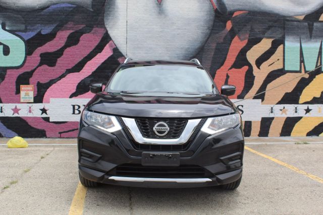 2018 Nissan Rogue - Image 16