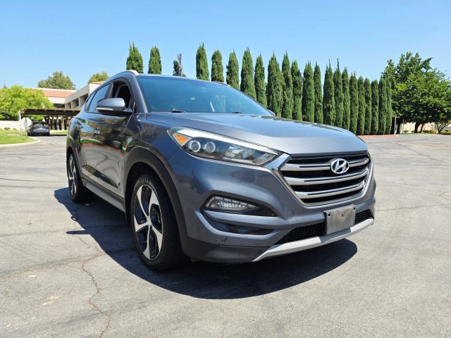 2018 Hyundai Tucson - Image 1