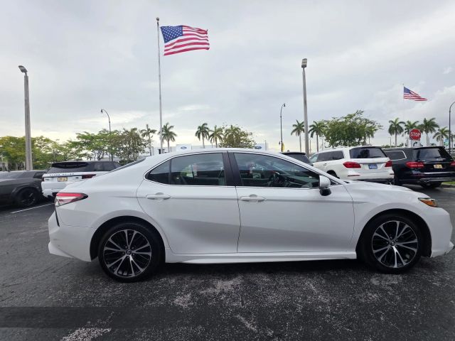2018 Toyota Camry - Image 7