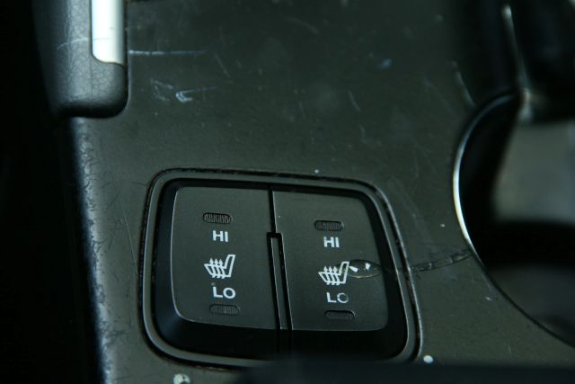 2013 Hyundai Sonata - Image 52