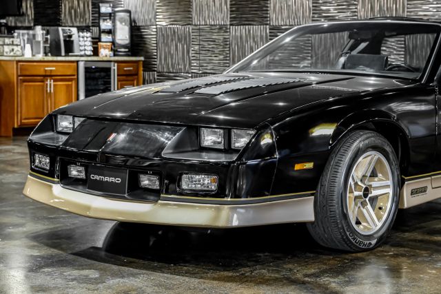 1985 Chevrolet Camaro Base 2d Coupe - Image 10