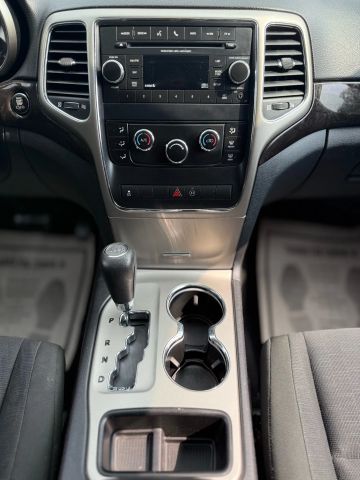 2012 Jeep Grand Cherokee Laredo Sport Utility 4d - Image 15