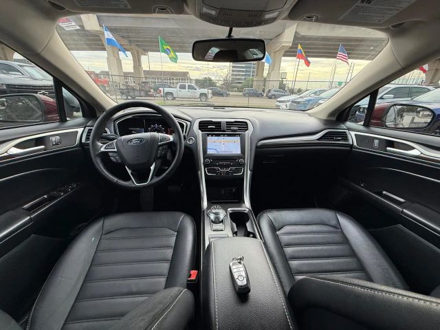 2018 Ford Fusion - Image 14