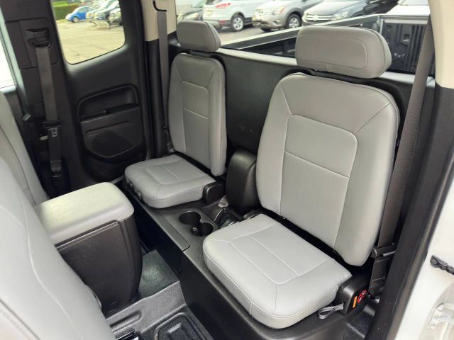 2019 Chevrolet Colorado Extended Cab - Image 19