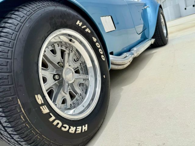 1965 Shelby Cobra Roadster 427 - Image 51