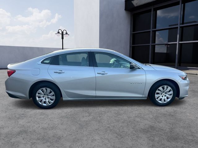 2016 Chevrolet Malibu - Image 6
