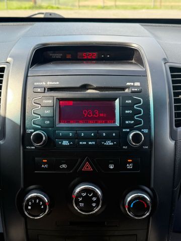 2011 Kia Sorento Lx Sport Utility 4d - Image 15