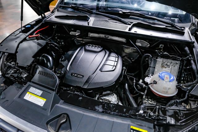 2018 Audi Q5 Premium Plus Sport Utility 4d - Image 39