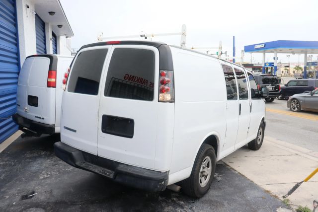 2008 Chevrolet Express 1500 Cargo - Image 10