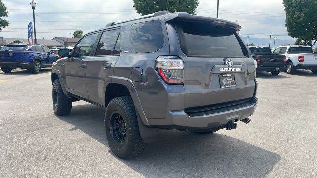 2022 Toyota 4runner - Image 13