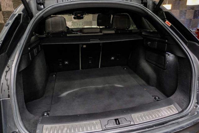 2018 Land Rover Range Rover Velar R-dynamic Hse Sport Utility 4d - Image 43