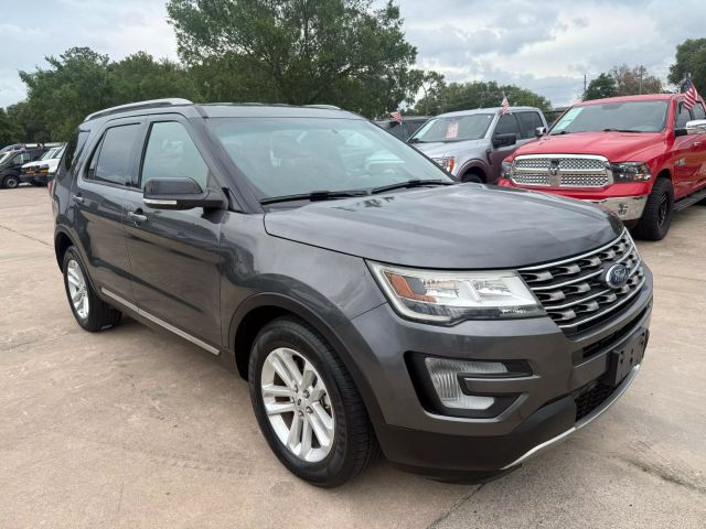 2017 Ford Explorer - Image 3