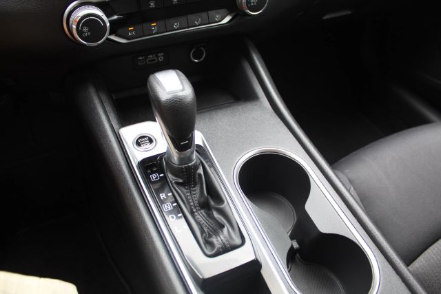 2022 Nissan Altima - Image 15