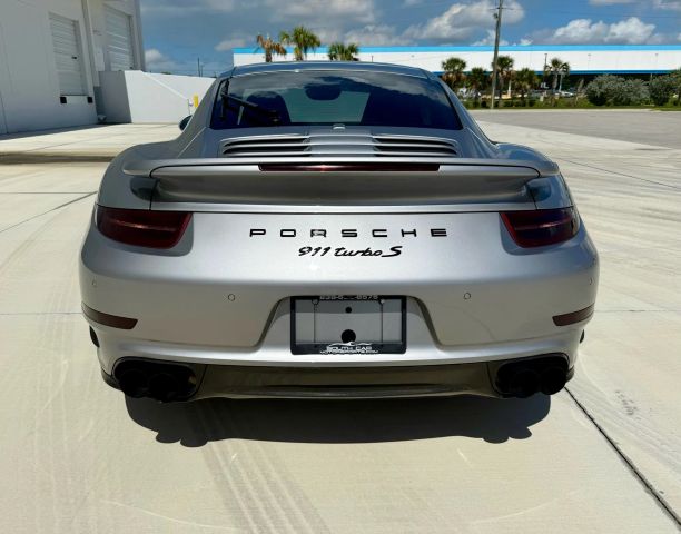 2014 Porsche 911 - Image 22