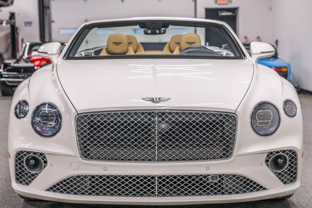 2022 Bentley Continental Gt Gt V8 Convertible 2d - - Image 3