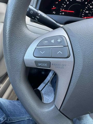 2007 Toyota Camry - Image 10