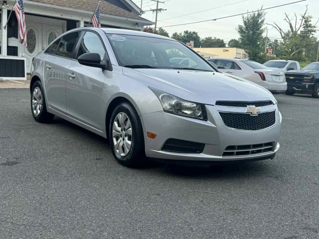 2012 Chevrolet Cruze - Image 3