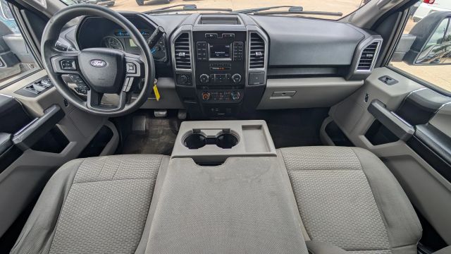 2015 Ford F150 Supercrew Cab Xlt Pickup 4d 5 1/2 Ft - Image 9