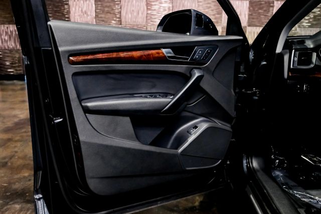 2018 Audi Q5 Premium Plus Sport Utility 4d - Image 32