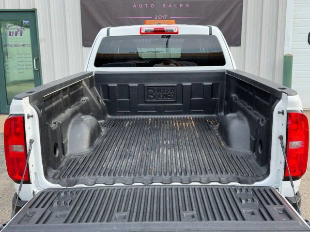 2019 Chevrolet Colorado Extended Cab - Image 13