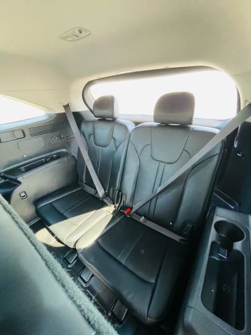 2023 Kia Sorento Hybrid - Image 26