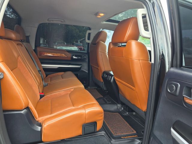 2016 Toyota Tundra Crewmax - Image 14