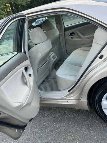 2007 Toyota Camry - Image 12