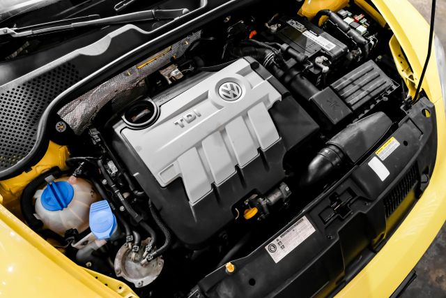 2014 Volkswagen Beetle Tdi Hatchback 2d - Image 42