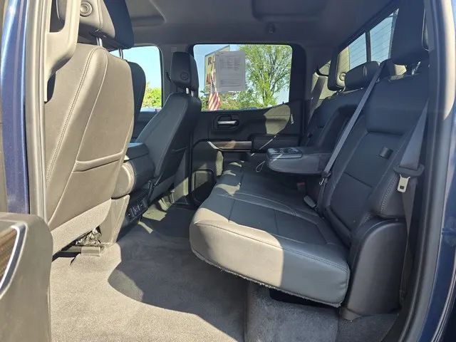 2022 Chevrolet Silverado 1500 Limited Crew Cab - Image 28