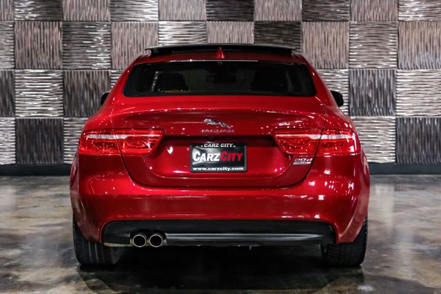 2017 Jaguar Xe Xe 20d Prestige Sedan 4d - Image 11