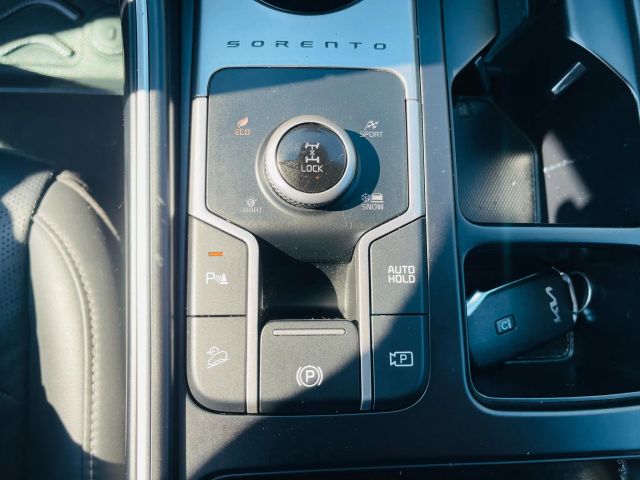 2023 Kia Sorento Hybrid - Image 62