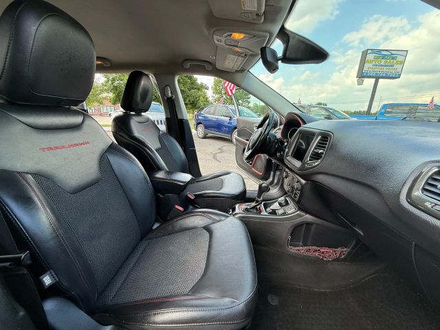 2018 Jeep Compass - Image 18