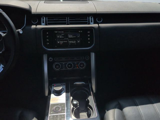 2016 Land Rover Range Rover - Image 11