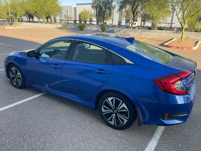 2017 Honda Civic - Image 15