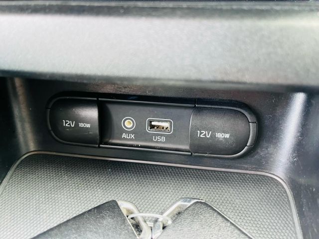 2021 Kia Forte - Image 40
