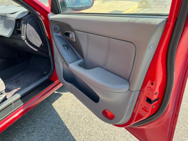 2004 Hyundai Elantra - Image 50